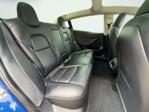 Used 2020 Tesla Model 3 Standard Range Plus RWD image 34