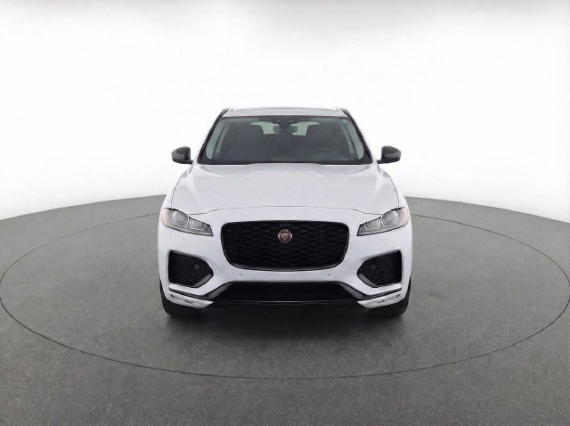 Certified 2026 Jaguar F-PACE R-Dynamic S AWD/4WD image 33