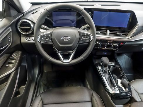 New 2026 Chevrolet Trax ACTIV w/ Sunroof Package image 19