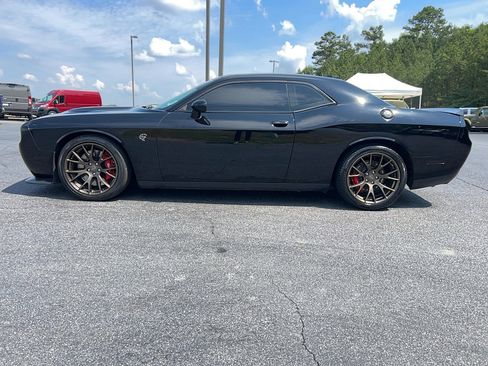 Used 2016 Dodge Challenger SRT Hellcat RWD image 8