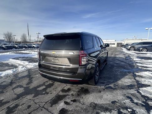 Used 2021 Chevrolet Tahoe LT w/ LT Signature Package image 5