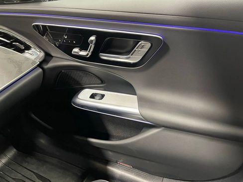 Used 2026 Mercedes-Benz E 350 4MATIC Sedan image 27