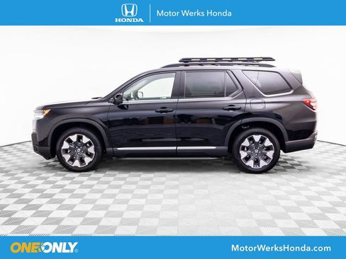 New 2026 Honda Pilot Elite image 2