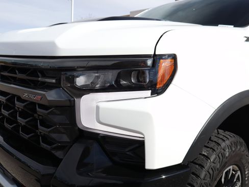 Used 2023 Chevrolet Silverado 1500 ZR2 w/ Technology Package image 14