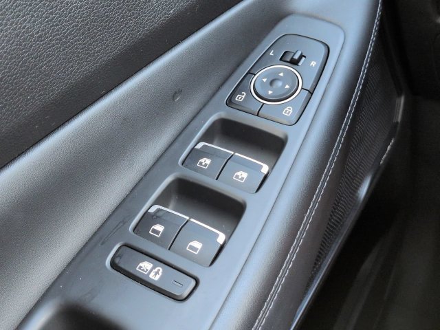 Used 2023 Hyundai Santa Fe SEL w/ Premium Package FWD image 25