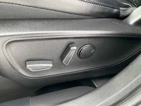 Used 2023 Ford Escape ST-Line Select w/ Tech Pack #2 image 5