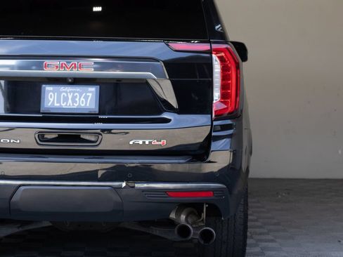 Used 2024 GMC Yukon AT4 w/ Technology Package AWD/4WD image 12