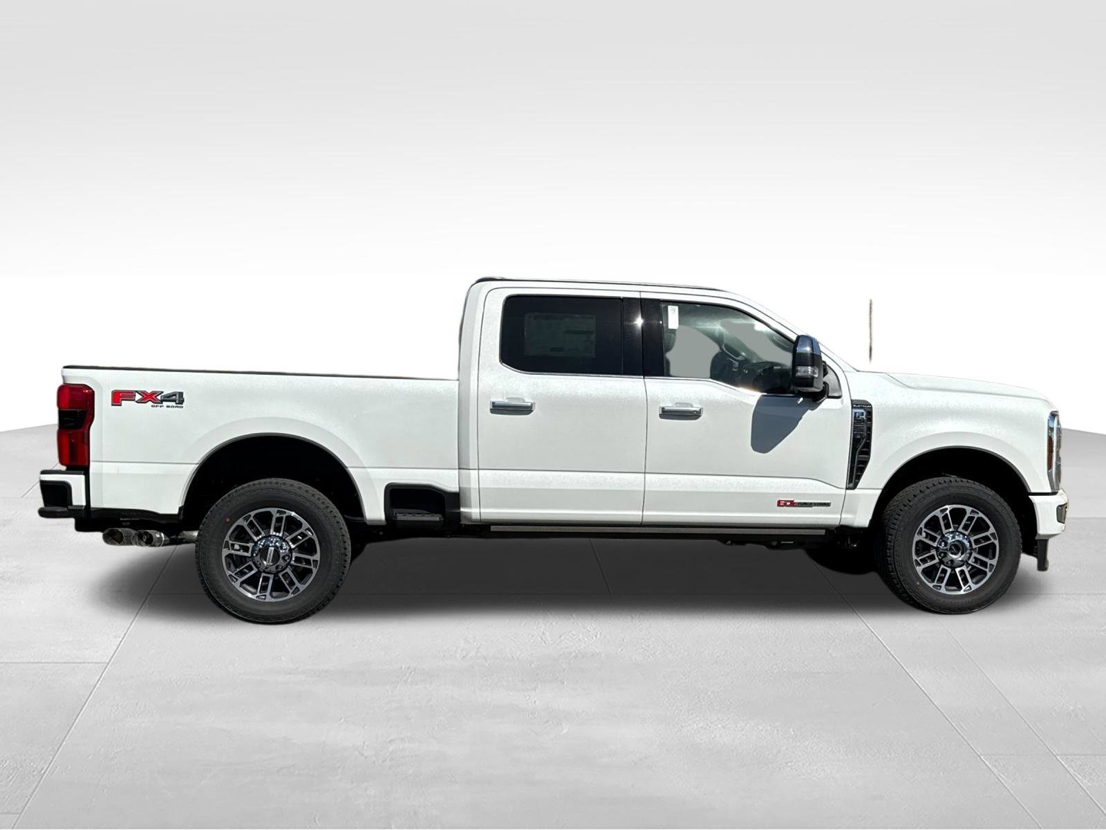 New 2026 Ford F250 Platinum w/ Platinum Plus Package AWD/4WD image 2