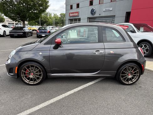 Used 2019 FIAT 500 Abarth w/ Popular Equipment Package FWD image 4
