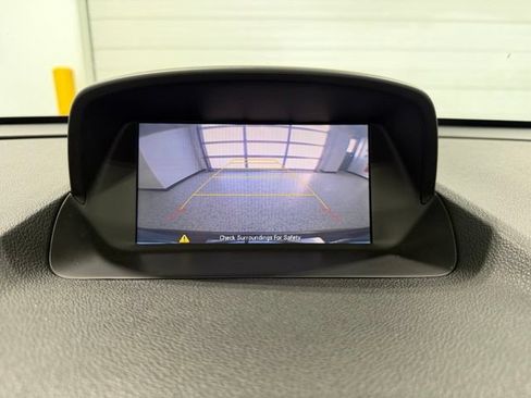 Used 2016 Buick Encore FWD image 17