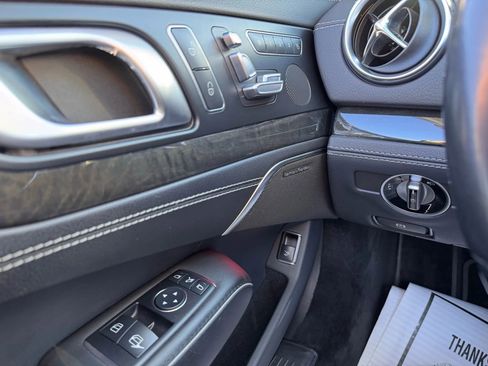 Used 2016 Mercedes-Benz SL 550 image 22