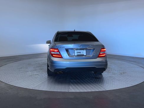 Used 2013 Mercedes-Benz C 250 Sedan image 7