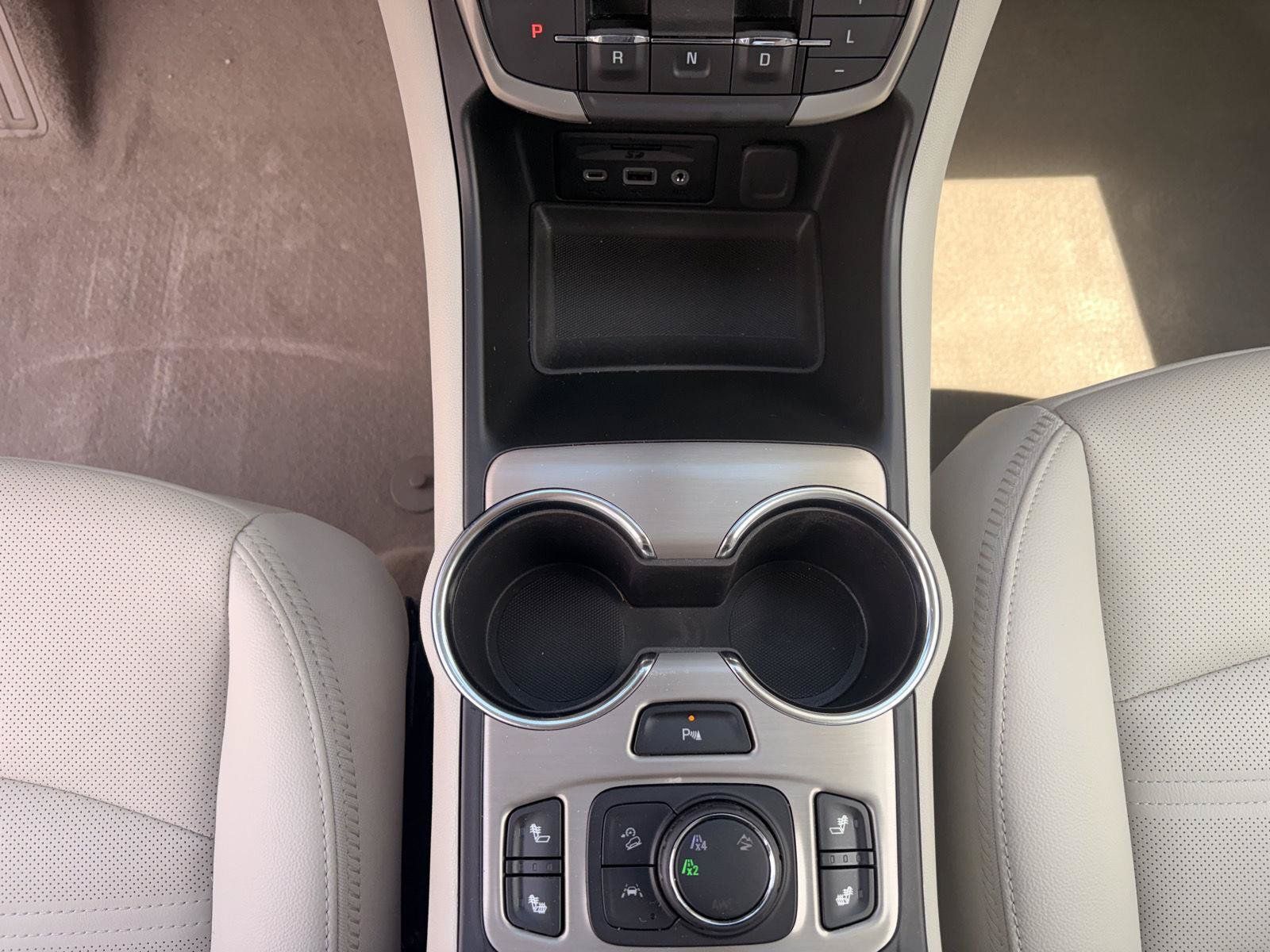 Used 2022 GMC Terrain Denali AWD/4WD image 16