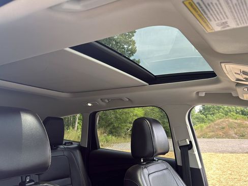 Used 2017 Ford Escape Titanium w/ Canadian Touring Package FWD image 30