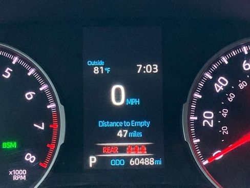 Used 2021 Toyota RAV4 XLE FWD image 13