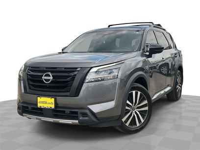 Used 2023 Nissan Pathfinder Platinum w/ Cargo Package