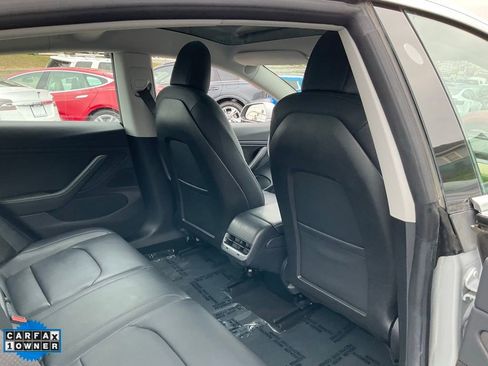 Used 2018 Tesla Model 3 Long Range image 48
