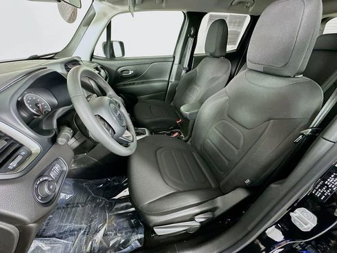 Used 2022 Jeep Renegade Latitude image 31