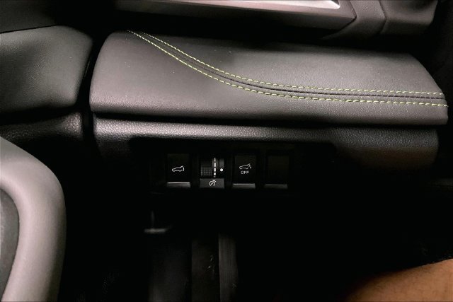 Used 2024 Subaru Outback Onyx Edition AWD/4WD image 31