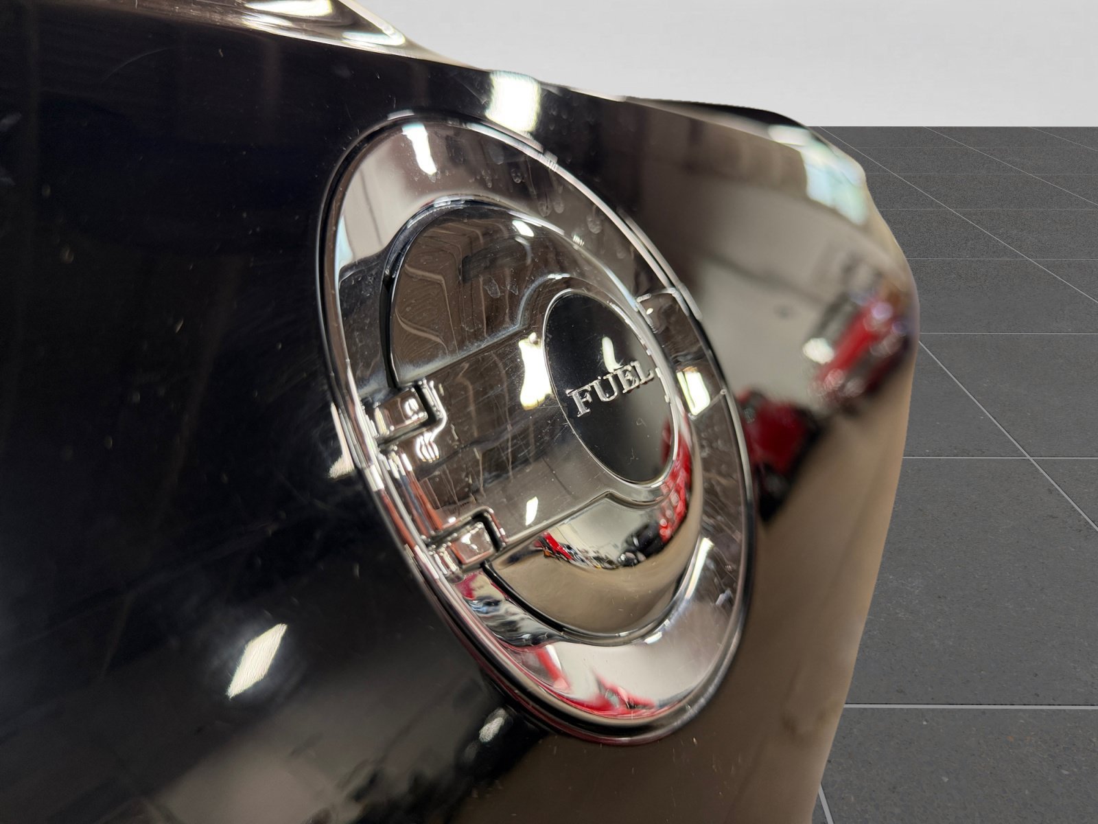 Used 2019 Dodge Challenger SXT RWD image 40