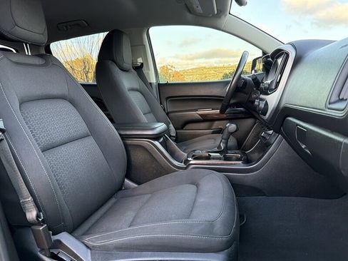 Used 2019 GMC Canyon SLE w/ SLE Convenience Package image 14