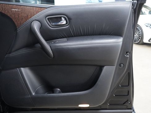 Used 2020 Nissan Armada Platinum RWD image 23