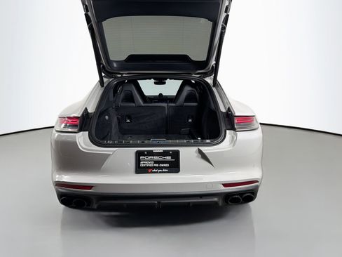 Certified 2023 Porsche Panamera Platinum Edition image 36