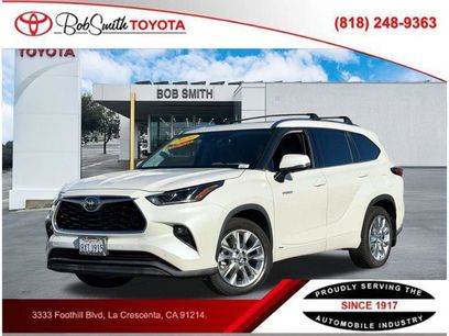 Used 2021 Toyota Highlander Limited