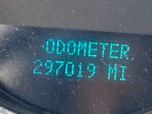 Used 2013 Chevrolet Silverado 2500 W/T image 19