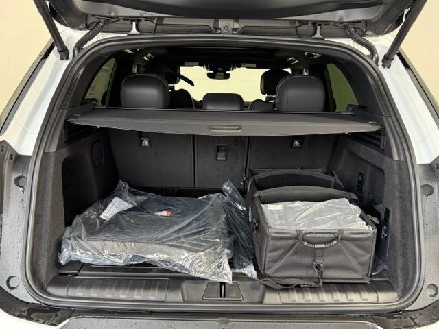 New 2026 Land Rover Range Rover Sport SE AWD/4WD image 14