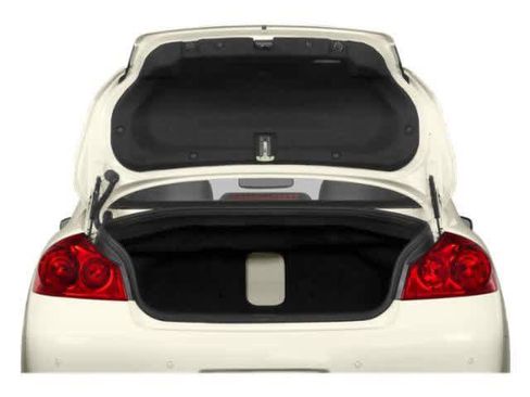 Used 2015 INFINITI Q40 w/ Moonroof Package RWD image 15