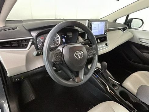 Used 2021 Toyota Corolla LE w/ Carpet Mat Package (TMS) FWD image 13