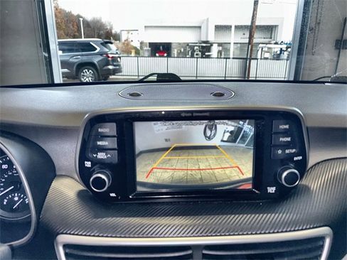 Used 2020 Hyundai Tucson Value w/ Cargo Package image 17