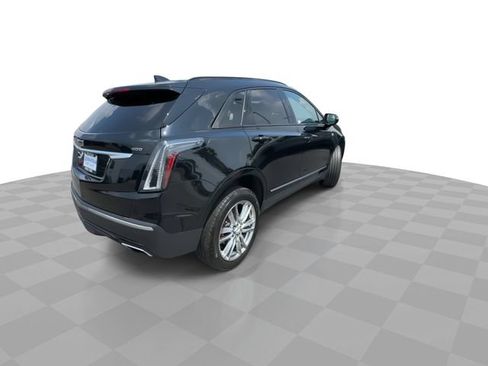 Certified 2023 Cadillac XT5 Sportv AWD/4WD image 8