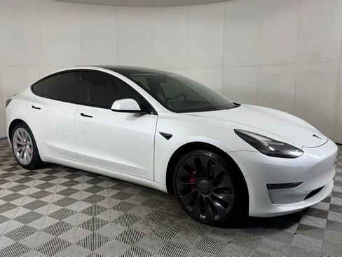 Used 2022 Tesla Model 3 Performance image 13