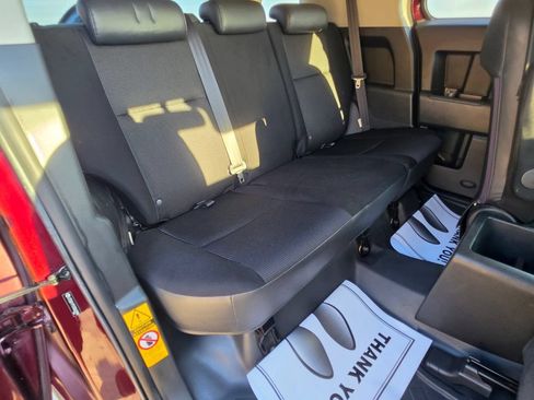Used 2007 Toyota FJ Cruiser 4WD w/ Convenience Pkg image 24