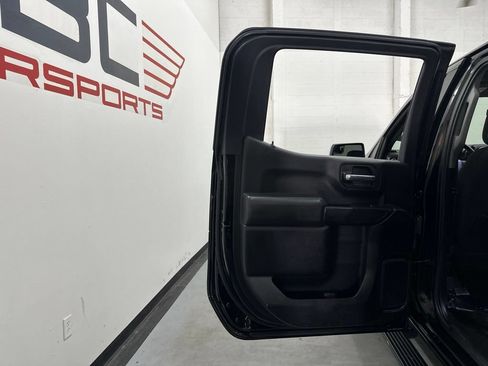 Used 2021 Chevrolet Silverado 1500 LT AWD/4WD image 53