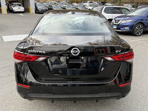 Used 2022 Nissan Sentra SV w/ All-Weather Package image 5