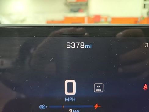 Used 2024 Chevrolet Silverado EV W/T image 4