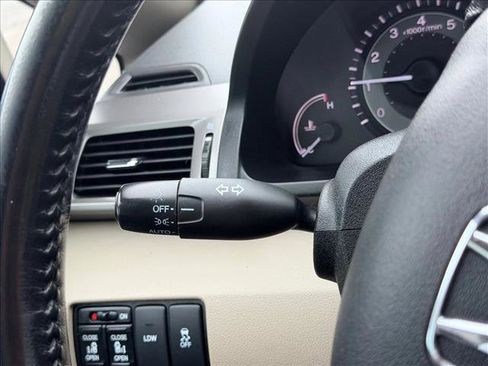 Used 2016 Honda Odyssey EX-L image 22