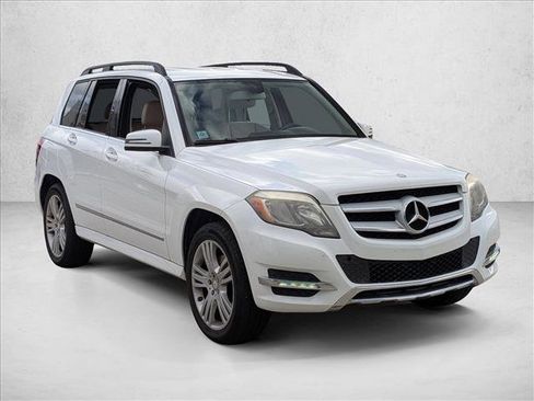 Used 2015 Mercedes-Benz GLK 350 2WD image 3