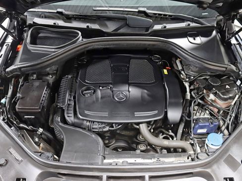 Used 2018 Mercedes-Benz GLE 350 4MATIC w/ Premium 1 Package image 40