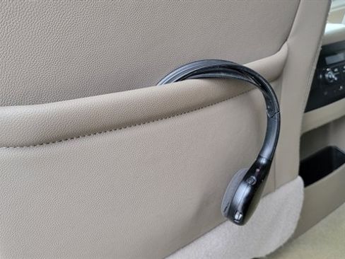 Used 2017 GMC Yukon SLT w/ Open Road Package image 71