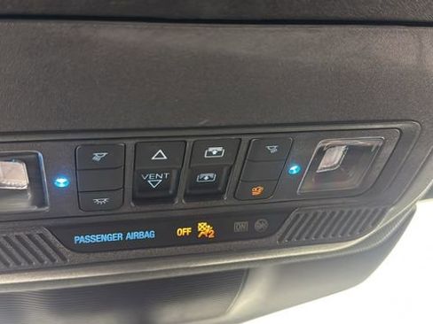 Used 2023 Ford Explorer ST-Line w/ Class IV Trailer Tow Package image 32