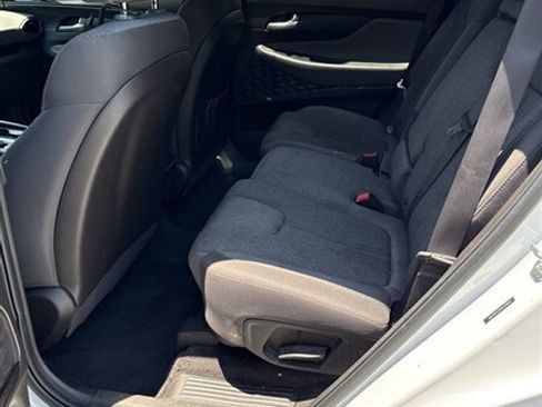 Used 2020 Hyundai Santa Fe SE FWD image 7