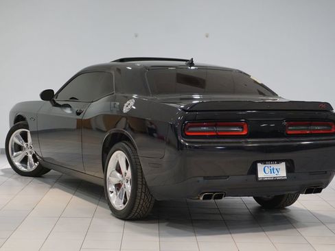 Used 2015 Dodge Challenger R/T Plus image 8