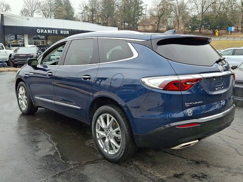 Used 2023 Buick Enclave Essence w/ Experience Buick Package image 4