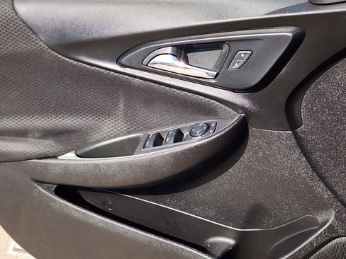 Used 2025 Chevrolet Malibu LT image 28