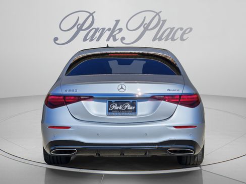 Used 2023 Mercedes-Benz S 580 4MATIC Sedan image 4