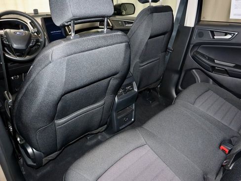 Certified 2021 Ford Edge SE image 20